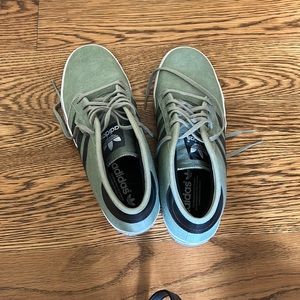 Adidas streetwear sneaker